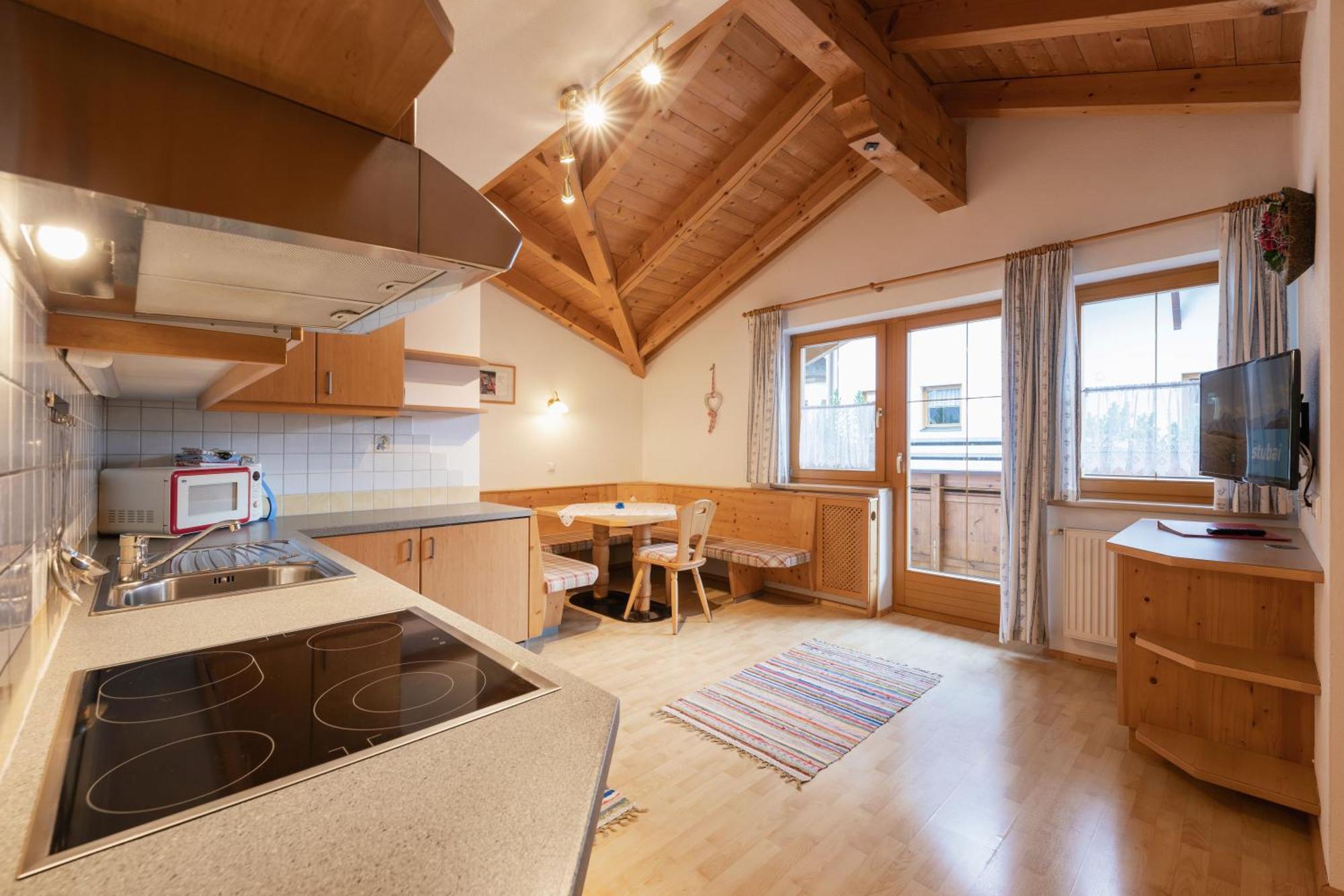 דירות ניוסטיפט אים סטובאיטל Haus Bergzauber מראה חיצוני תמונה